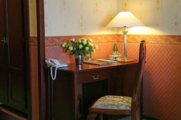 Hotel Old Continent Олд Континент (Uzhhorod)
